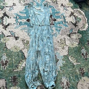 “Jen’s Pirate Booty” Beach coverup w cinched waste and ankles